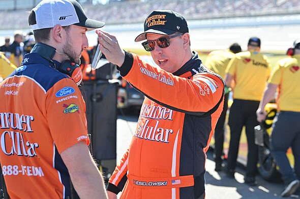 AUTO: OCT 24 NASCAR Cup Series Playoffs YellaWood 500