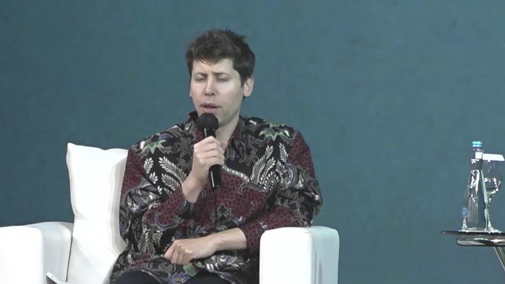 Sam Altman adalah orang asing pertama yang dapat golden visa dari pemerintah Indonesia. Siapa dia?
