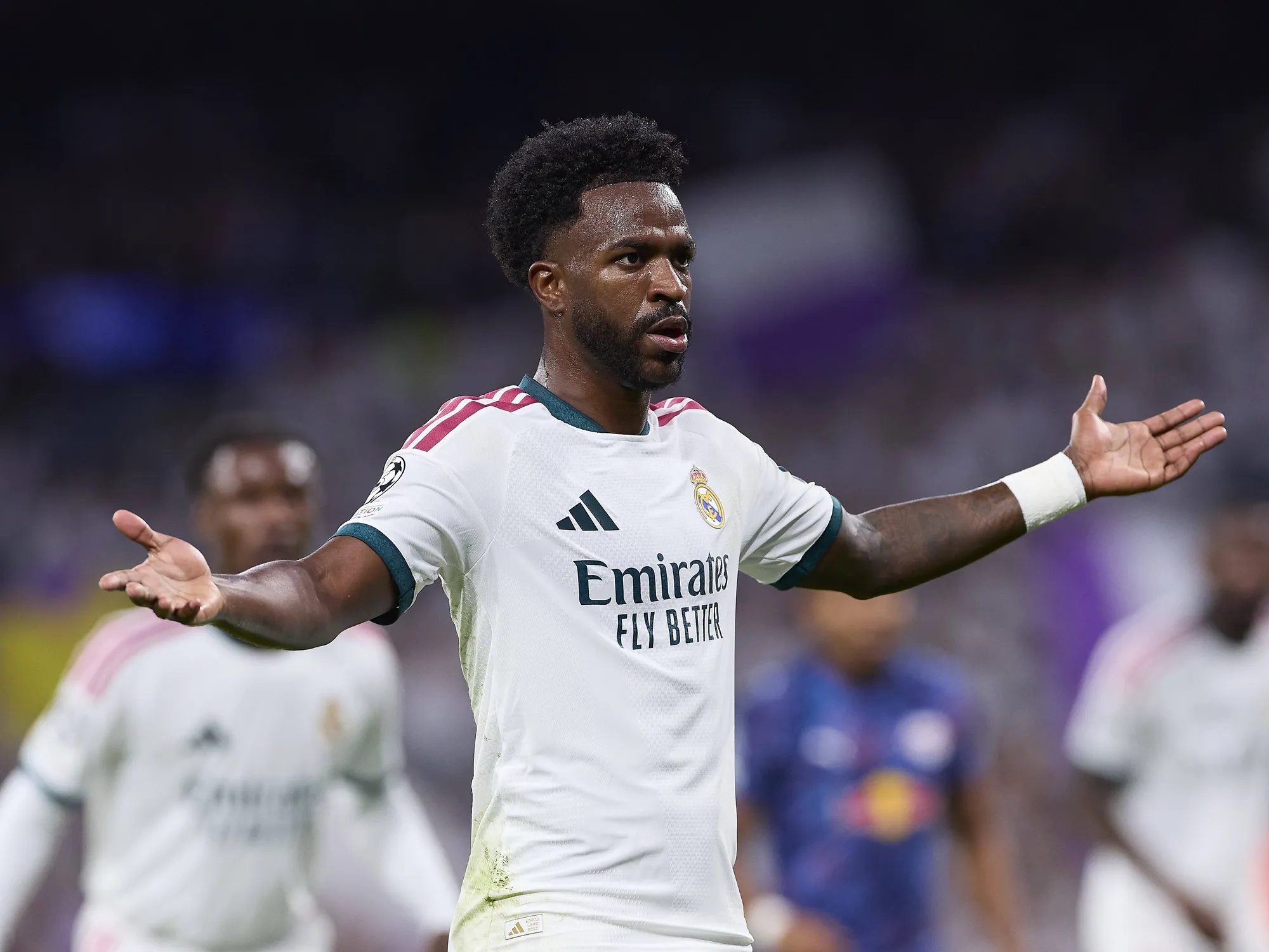 "Sad" Vinicius Jr criticised by Spanish media as his Real Madrid struggles continue