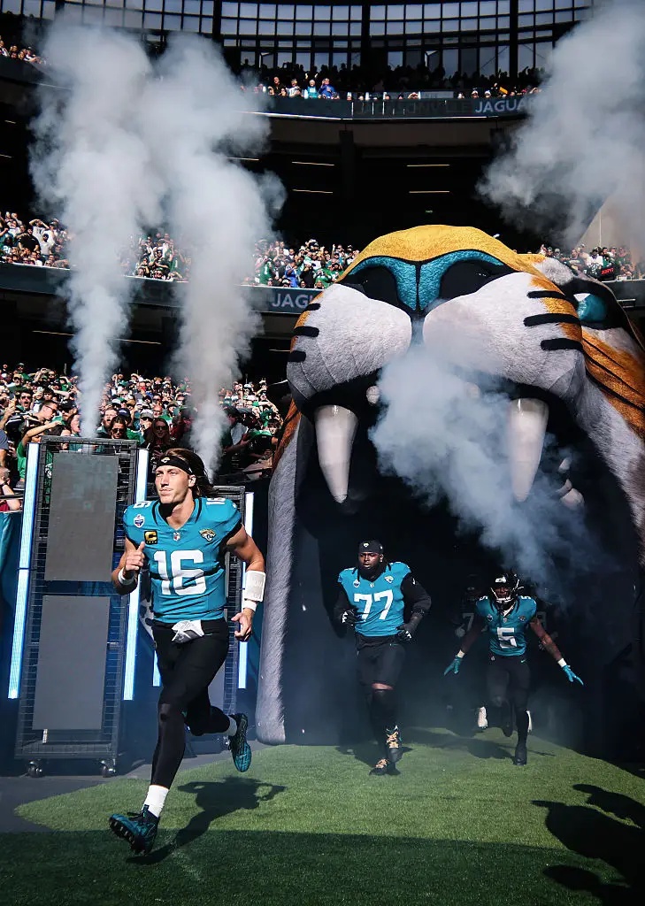 Jacksonville getting booed onto their own home turf out of a giant Jaguar head. (Ryan Pierse/Getty Images)