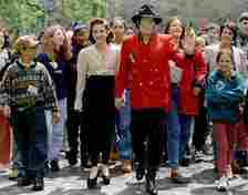 Michael Jackson lived at Neverland Valley Ranch from 1988 to 2005