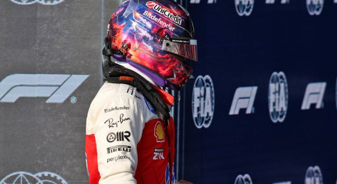 Lewis Hamilton perplexe