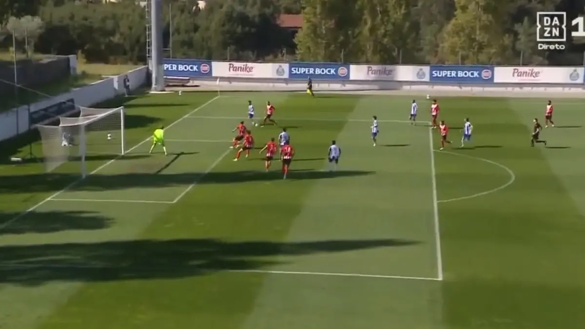 Assistência de Mateus Mide para Eduardo Ferreira