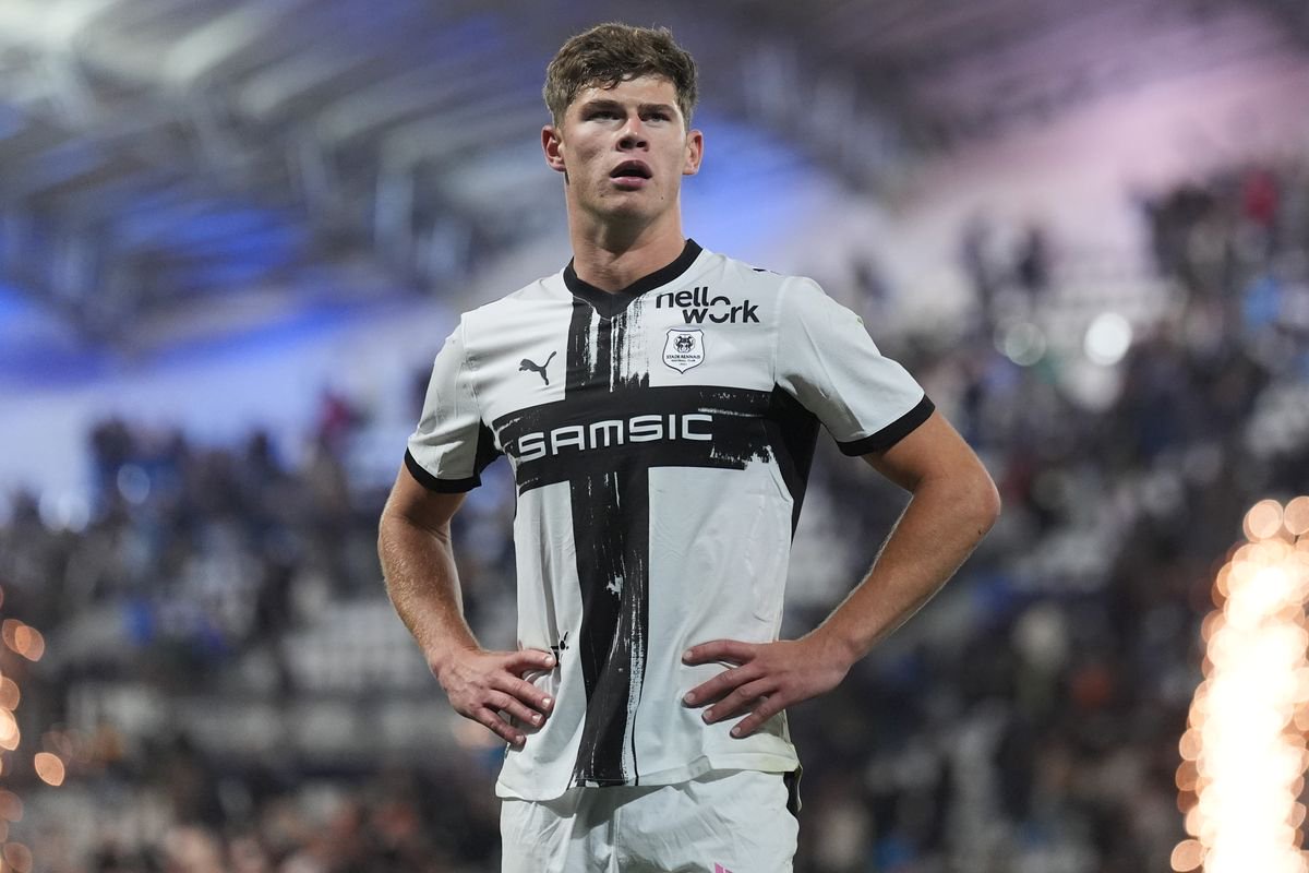 Charlie Cresswell now plays for Rennes