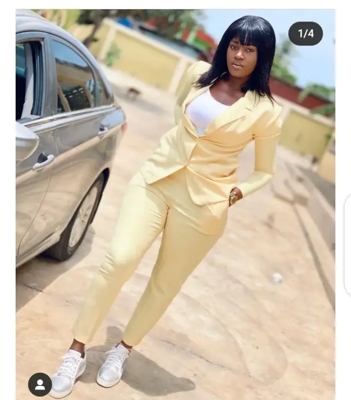 Check Lovely Pictures Ghanaian Lady Carpenter (See Photos)