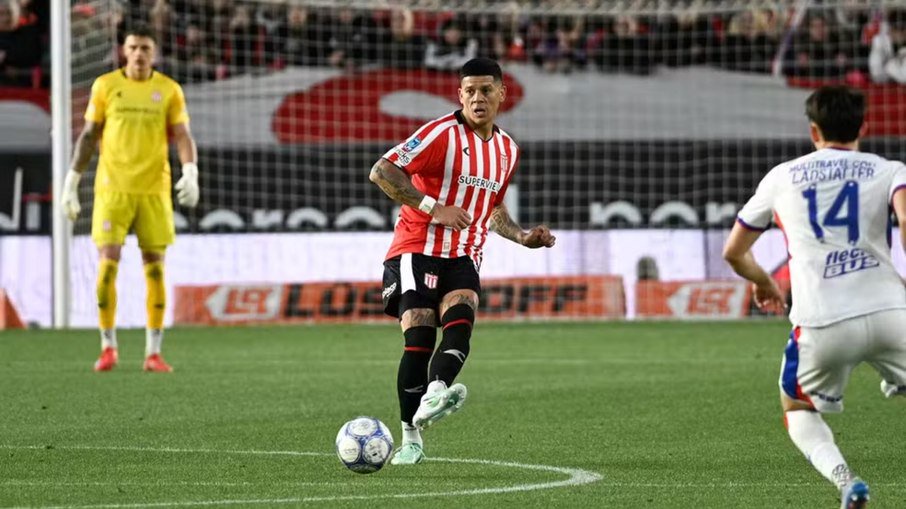 Rojo, zagueiro do Estudiantes