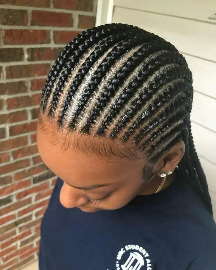 Beautiful rolls hairstyle you can try out to look more beautiful (photos) 6