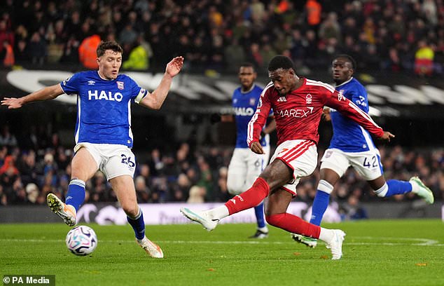 Nottingham Forest´s Callum Hudson-Odoi attempts a shot on goal (Mike Egerton/PA)