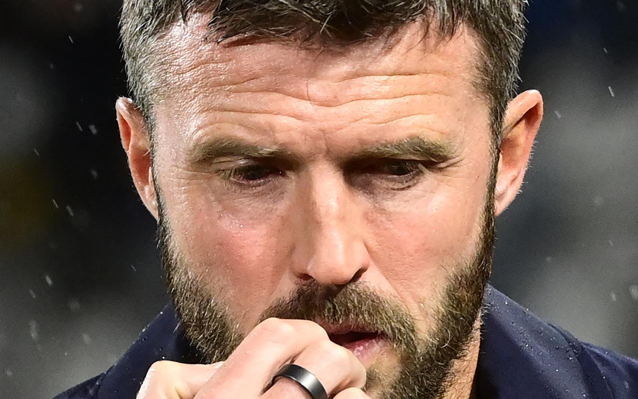 'It was tough to watch': Heartbroken Michael Carrick apologises to United fans after 'unacceptable' Como loss