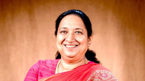 कर्नाटक: अंतरराष्ट्रीय मंच पर एथलीट्स ने बिखेरी चमक, राज्यपाल डॉ. सुधा यादव ने पदक विजेताओं को सराहा