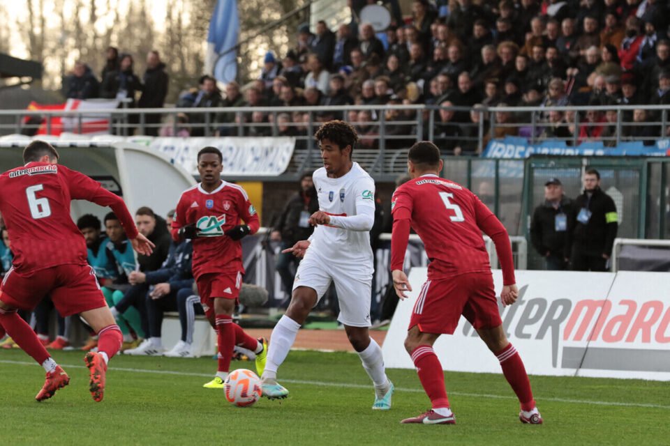 L’US Avranches a été éliminée par Brest, ce samedi, en 32e de finale de Coupe de France.