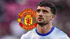 Troy Parrott with Man Utd badge