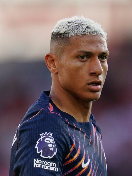 Sem inscrição no Inglês, Richarlison só jogou pela equipe B do Tottenham nesta temporada