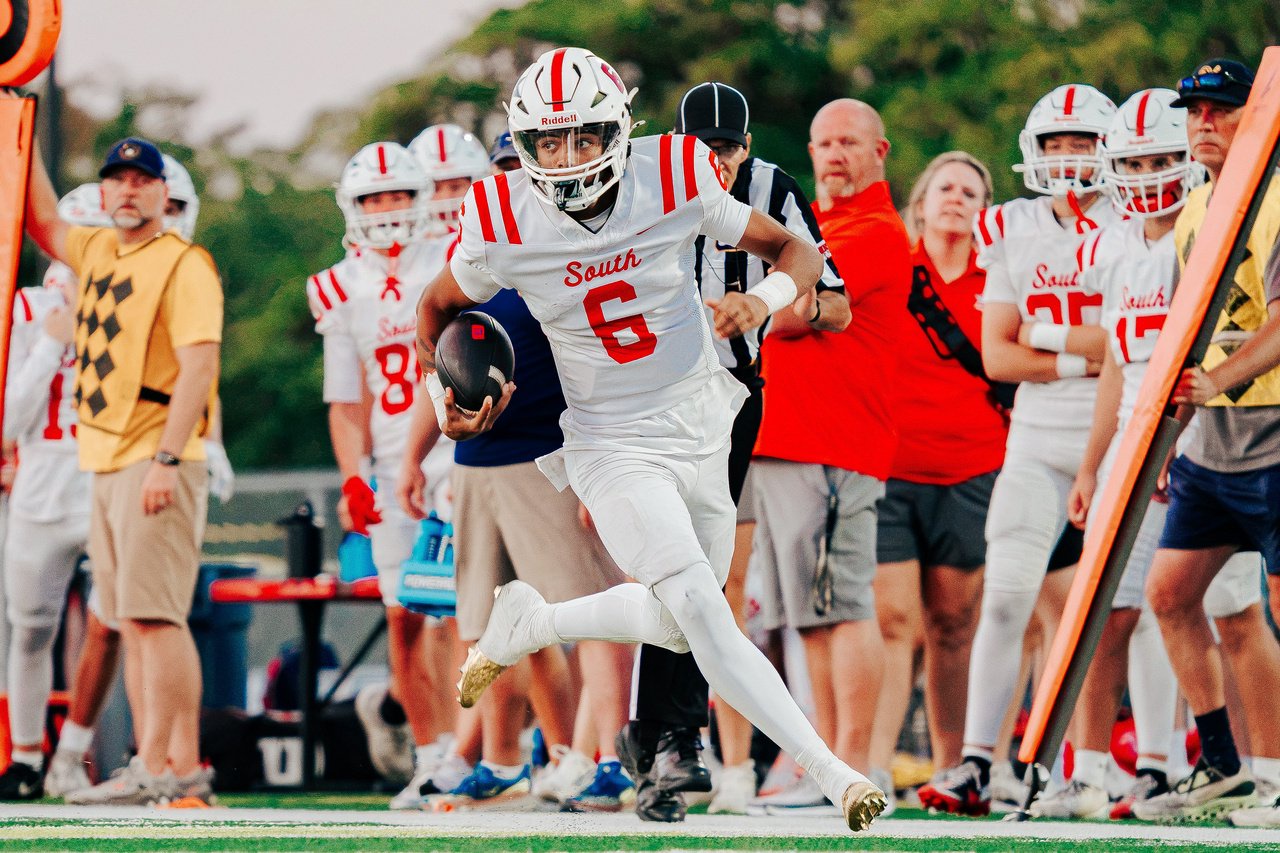 Nebraska quarterback commit Trae Taylor is leading Milroe South during his senior high school football season.