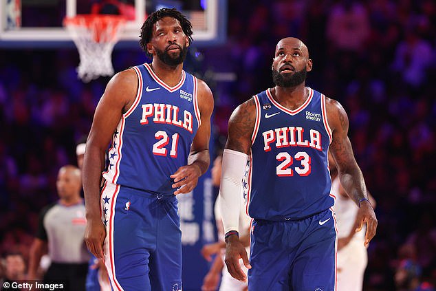 The bizarre handshake came moments before the 76ers clash against the Cavaliers