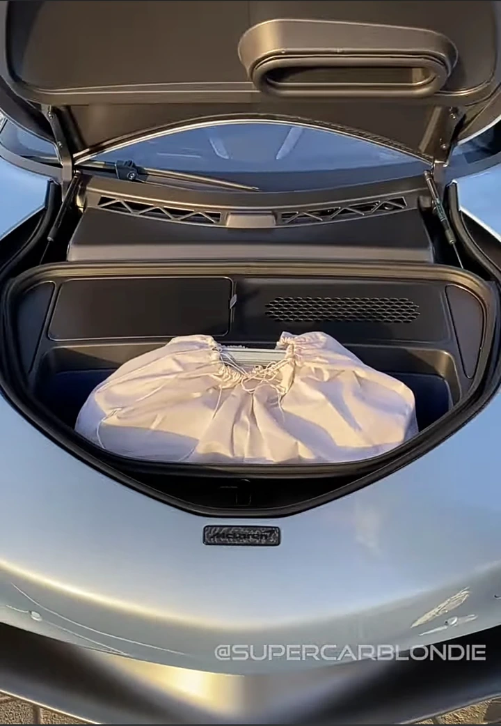 d62da114b957347372a575730f58b377?quality=uhq&format=webp&resize=720