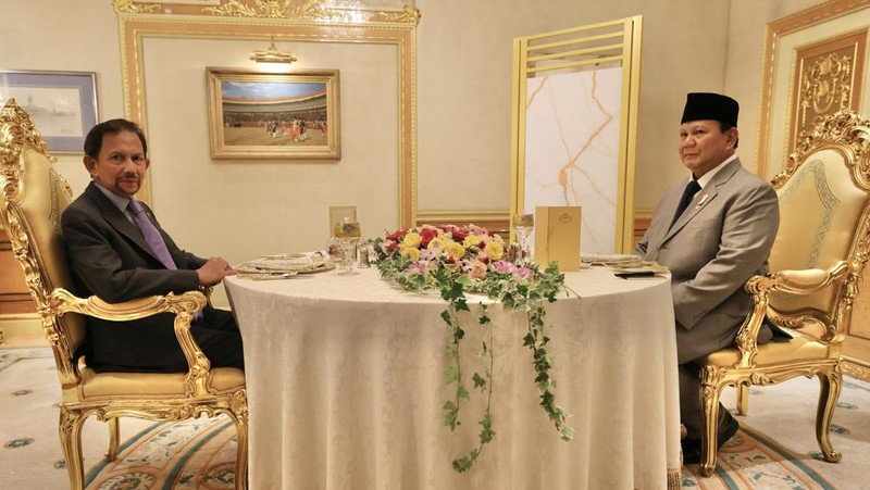 Temui Sultan Hassanal Bolkiah, Prabowo Undang Perwira Brunei Darussalam Belajar di Universitas Pertahanan. (Dok Tim Media Prabowo Subianto)