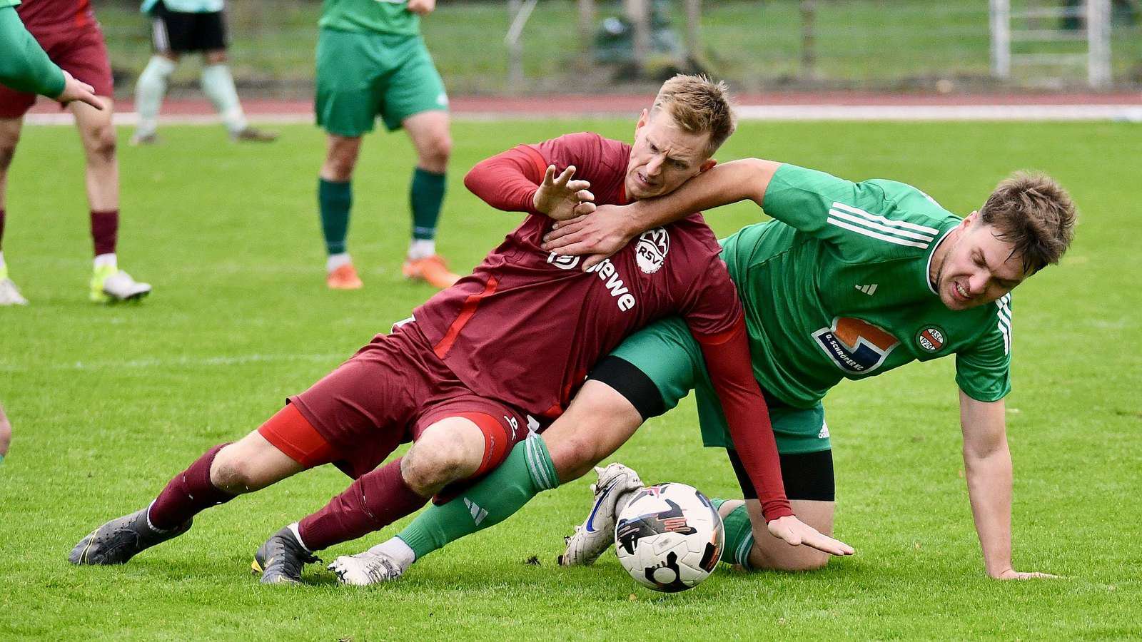 Rotenburger SV II - Bremervörder SC, Ricardo Grüpmeier gegen Jan-Simon Klotz
