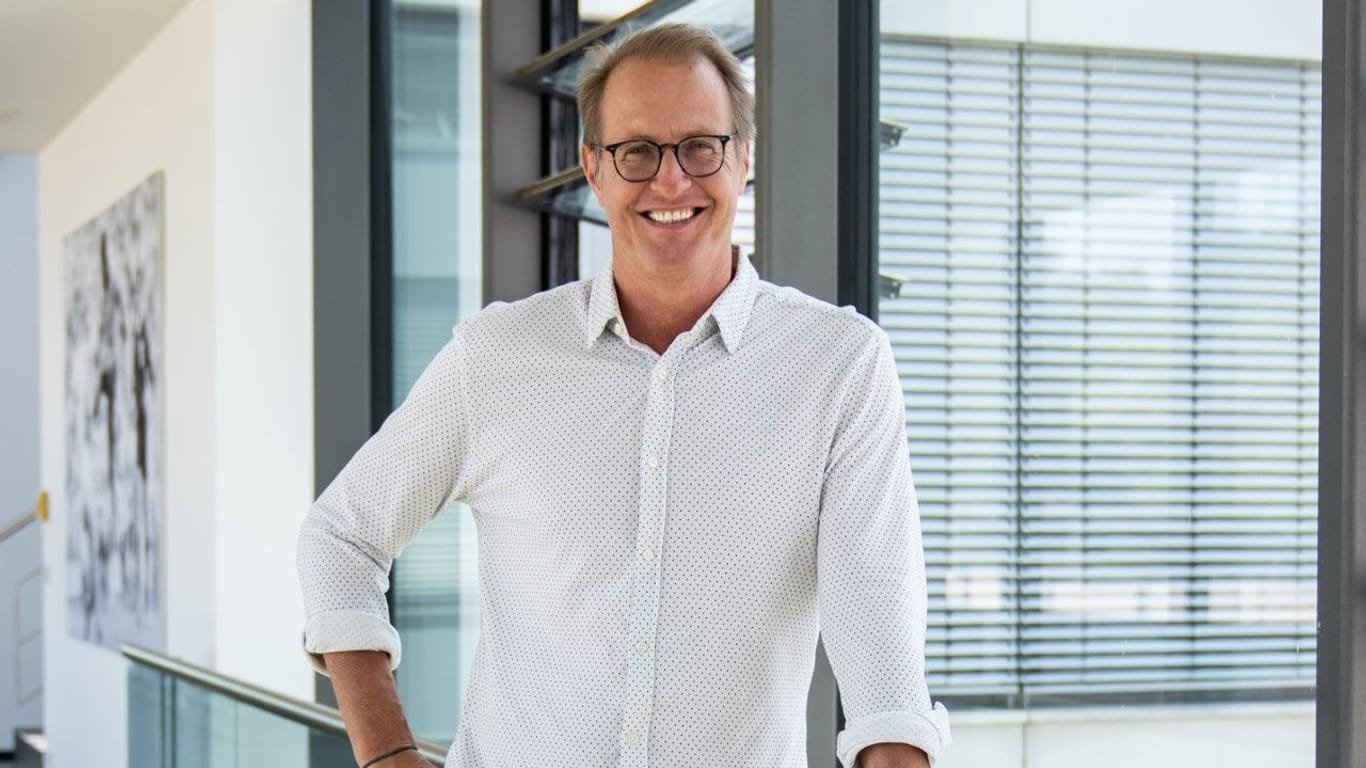 Florian König: Der gebürtige Tübinger gibt am Sonntag sein Debüt als Doppelpass-Moderator.