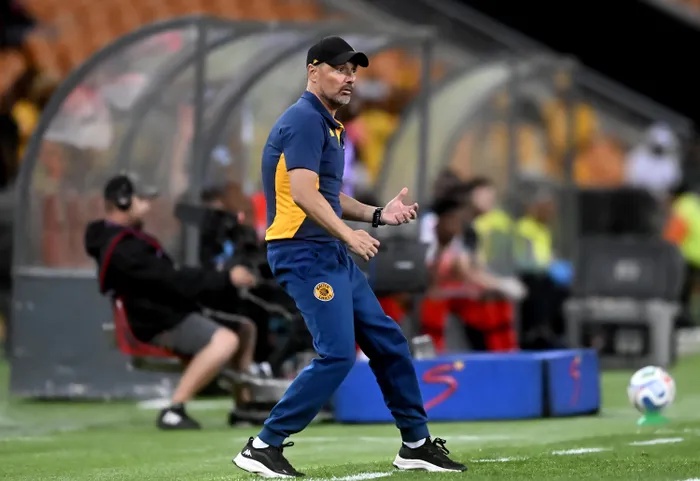 Kaizer Chiefs' coach Fernando Da Cruz gestures during the Carling Knockout round of 16 clash against TS Galaxy at FNB Stadium