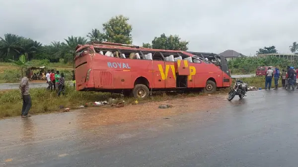 3 Dead Several Injured In Gory Accident On Accra-Kumasi Highway