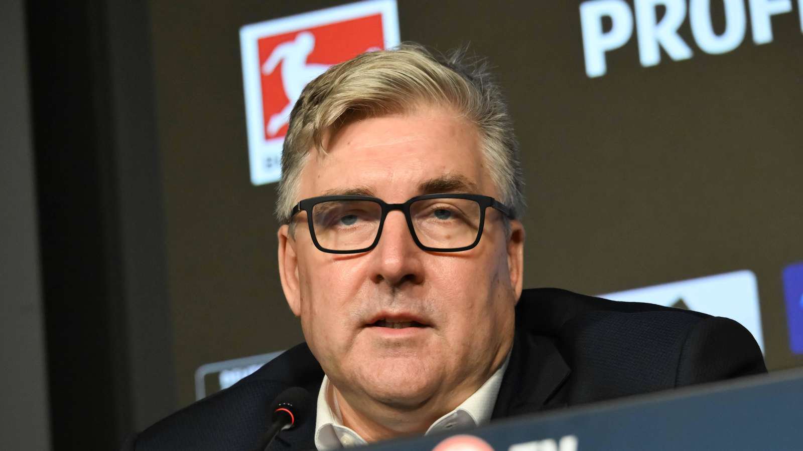 fussball 1.Bundesliga, Eintracht Frankfurt - Pressekonferenz Axel Hellmann