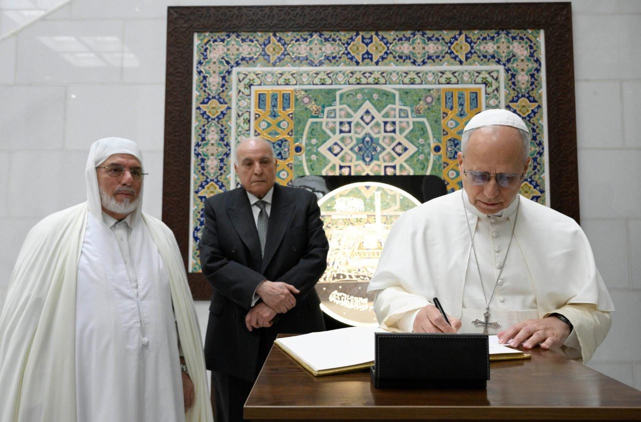 Pope Leo visits the Great Mosque Of Algiers