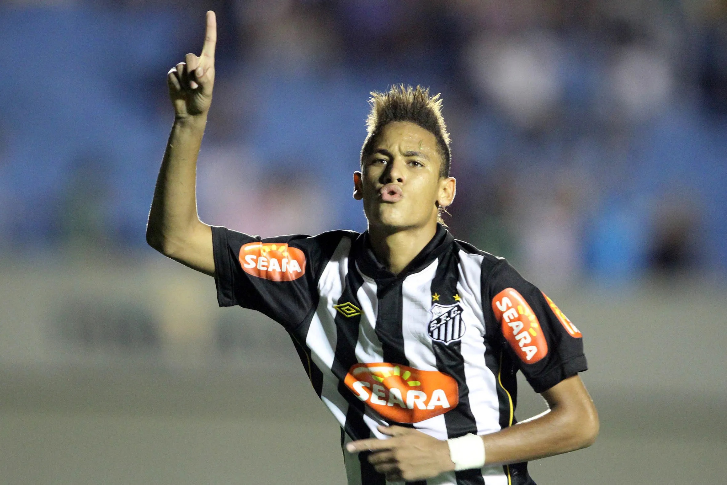 Neymar pelo Santos, em 2010