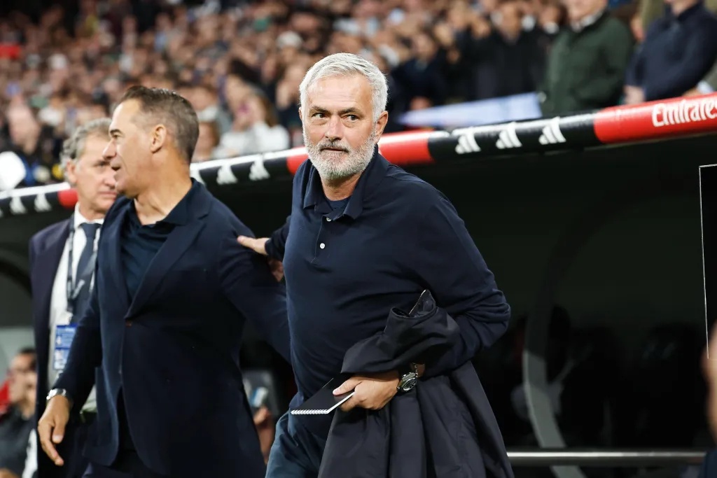 Jose Mourinho (Real), OCTOBER 18, 2026 - Football / Soccer : Spanish "LaLiga EA Sports" match between Real Madrid CF - Sevilla FC at the Estadio Santiago Bernabeu in Madrid, Spain. (Photo by Mutsu Kawamori/AFLO)