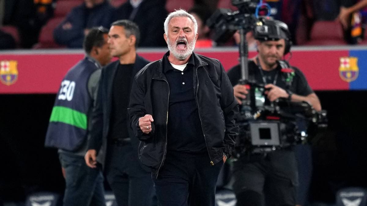 Kylian Mbappé Scores Late Winner to Beat Barcelona