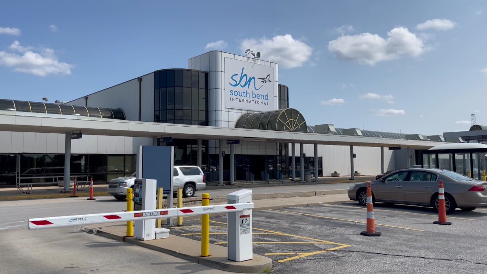 Breeze Airways adding new flights between South Bend and Washington, D.C.