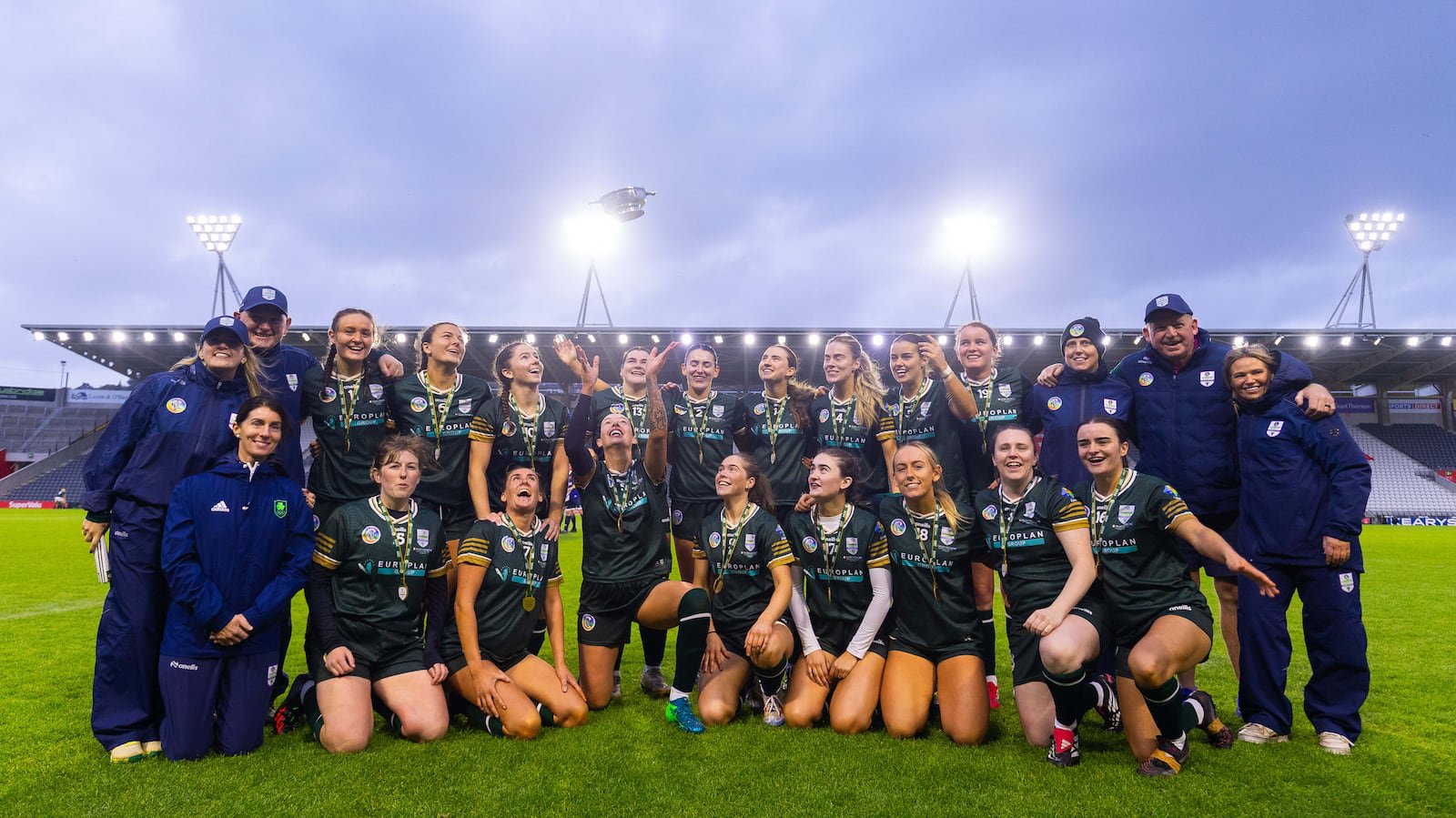 Ireland team celebrate their win over Scotland
Mandatory Credit ©INPHO/Tom O'Hanlon