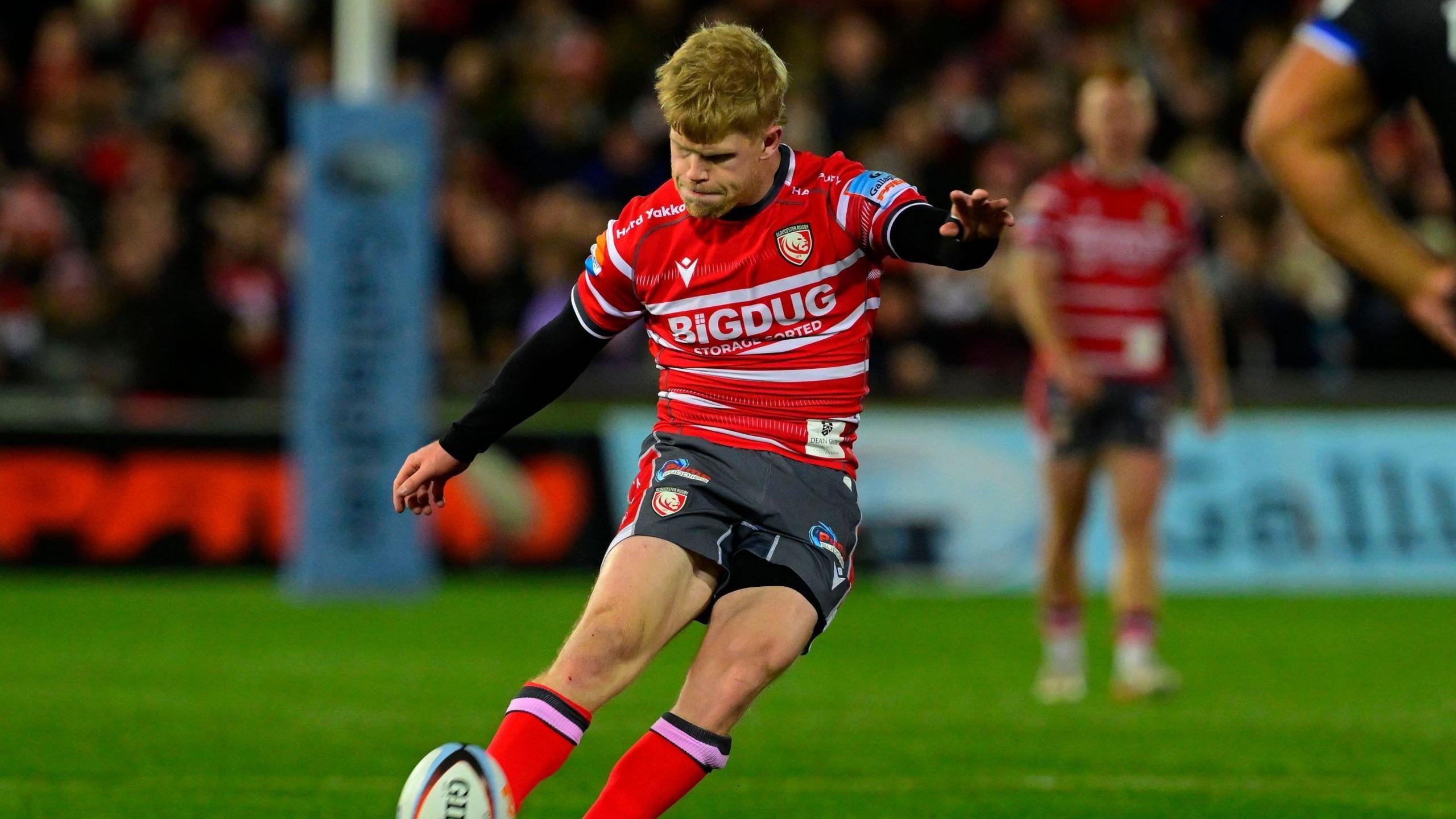 George Barton steps up to take a kick to the posts during Gloucester v Bath