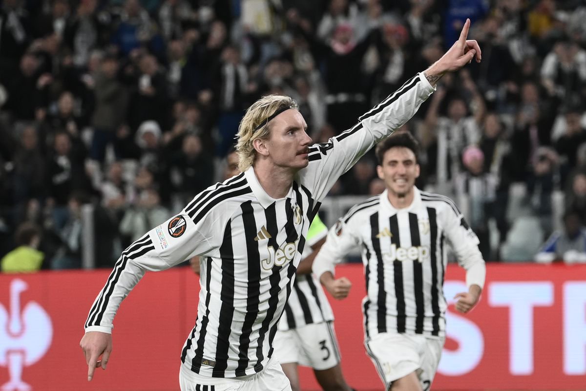 Juventus' Nick Woltemade celebrates after score a penalty in the UEFA Europa League match against Rennes