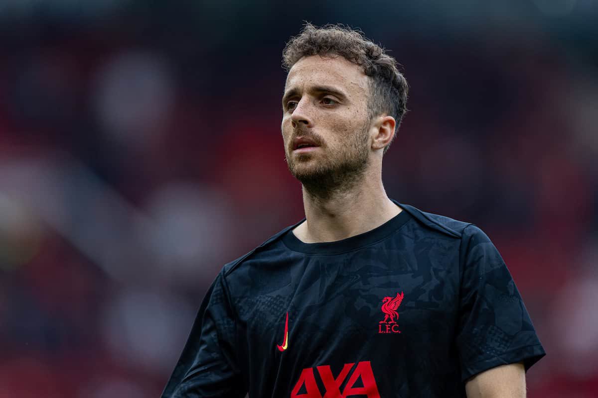 MANCHESTER, ENGLAND - Sunday, September 1, 2024: Liverpool's Diogo Jota during the pre-match warm-up before the FA Premier League match between Manchester United FC and Liverpool FC at Old Trafford. Liverpool won 3-0. (Photo by David Rawcliffe/Propaganda)