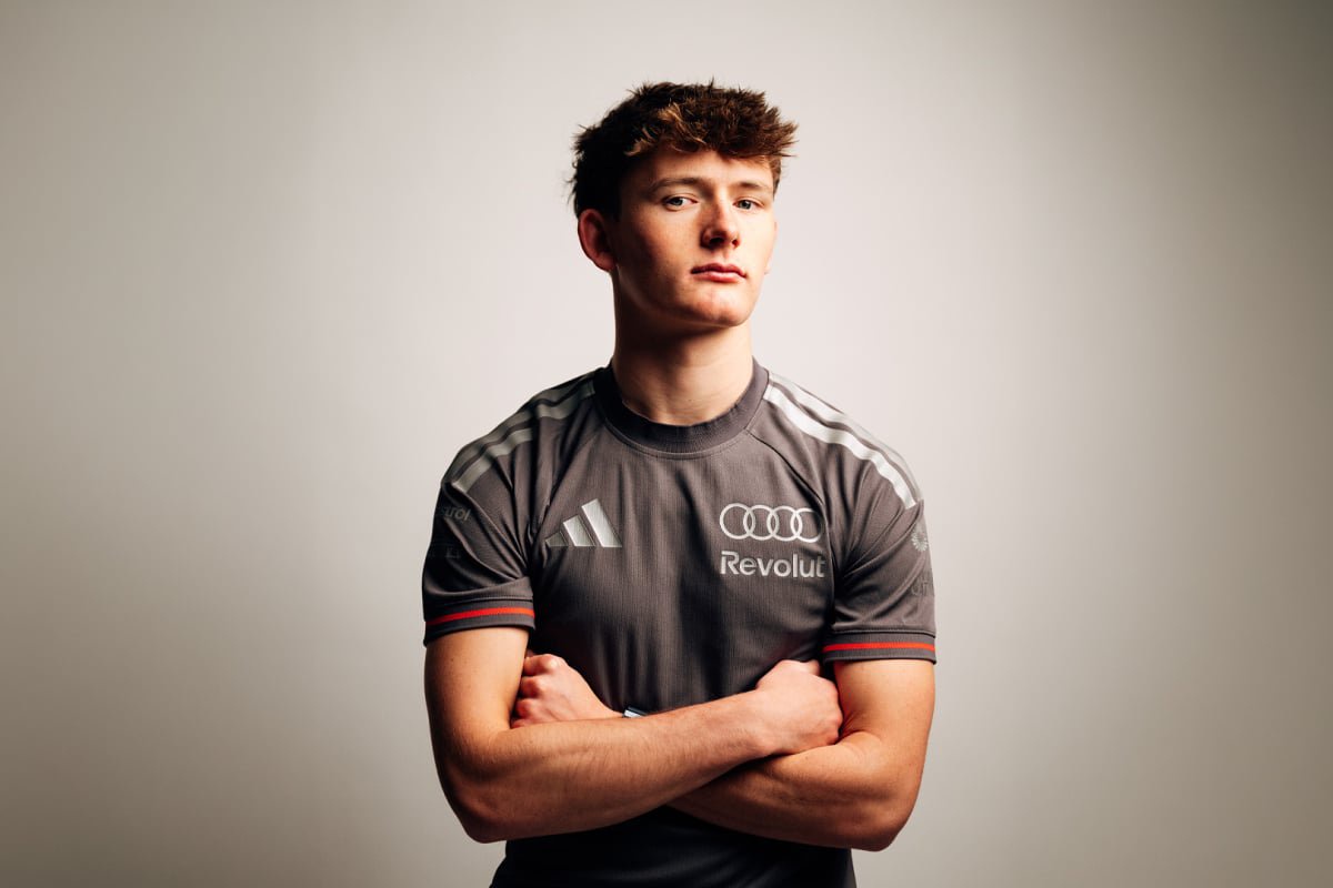 A professional image of Audi junior driver Freddie Slater — Photo: © Credit: Audi Revolut F1® Team