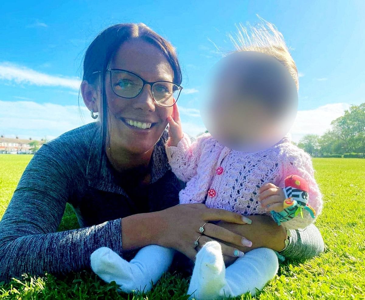 Kiena Dawes with her daughter before her death