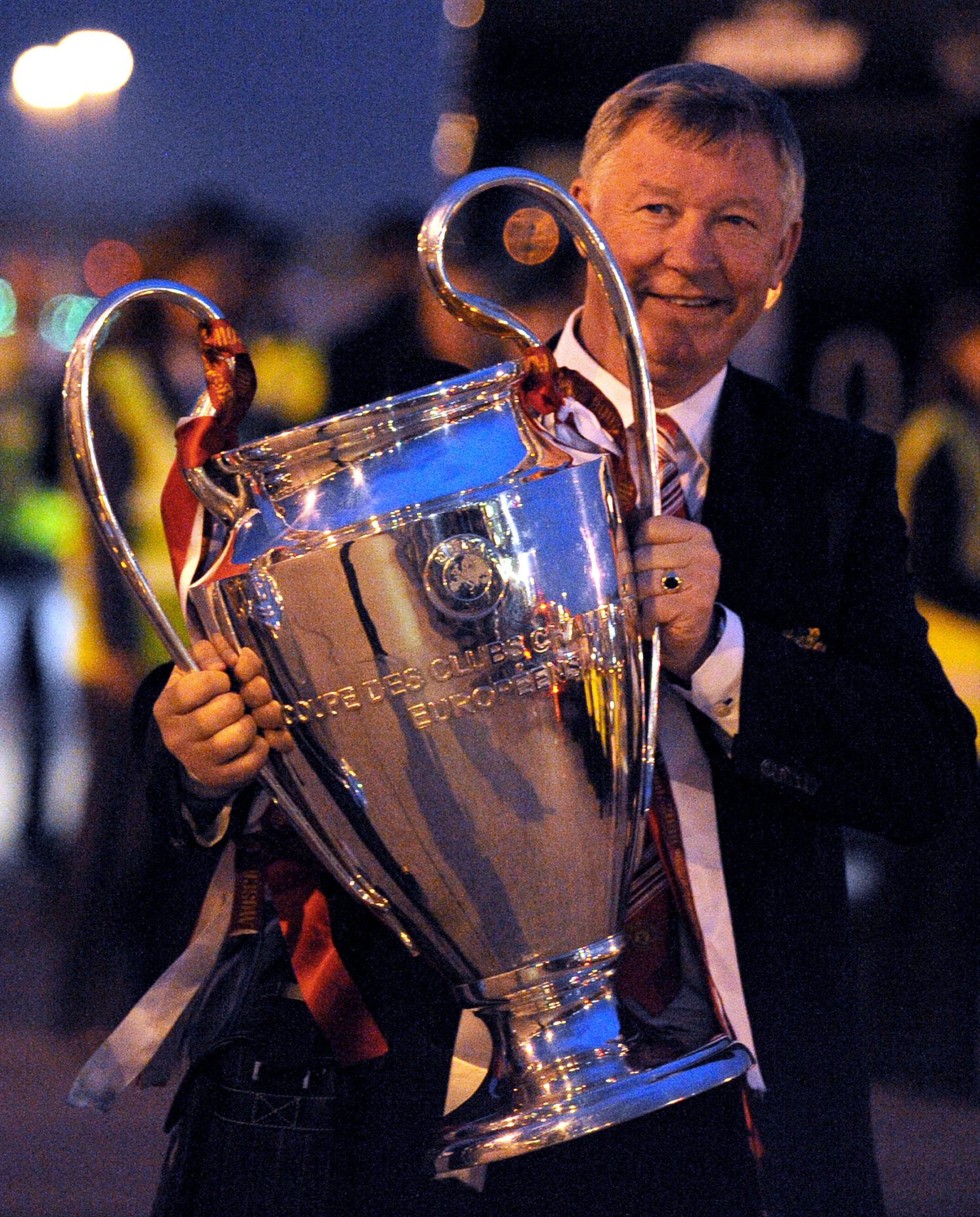 TOPSHOT-FBL-EUR-C1-UEFA-MANUTD