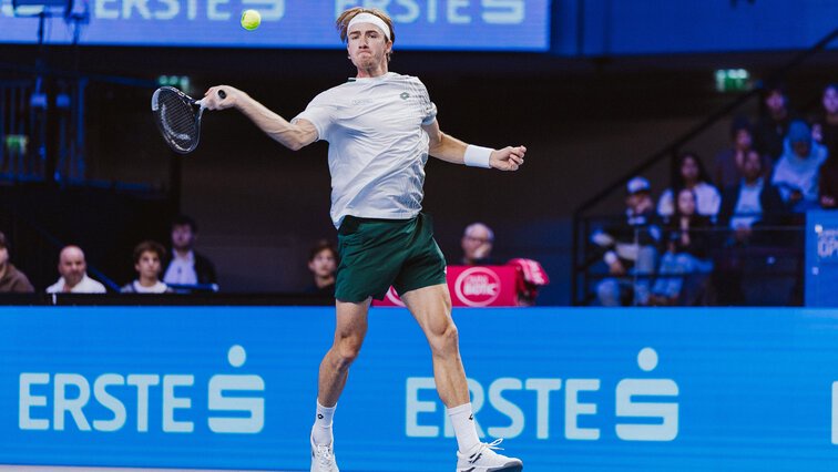 Lukas Neumayer gibt heute seit Debüt im Hauptfeld der Erste Bank Open