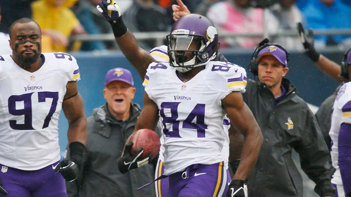 Cordarrelle Patterson returns the opening kickoff at Soldier Field.