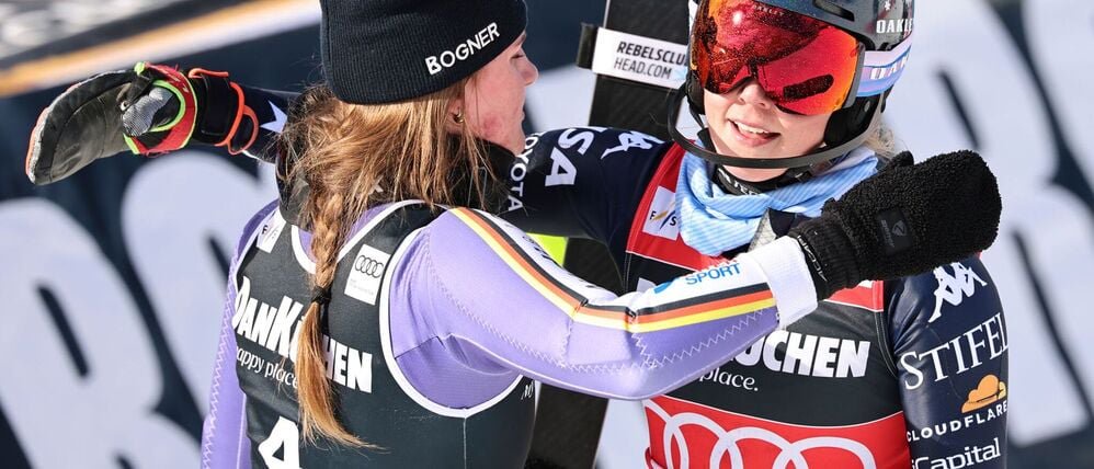 Herausforderin und Dominatorin: Emma Aicher (l.) mit Mikaela Shiffrin. (Archivbild)