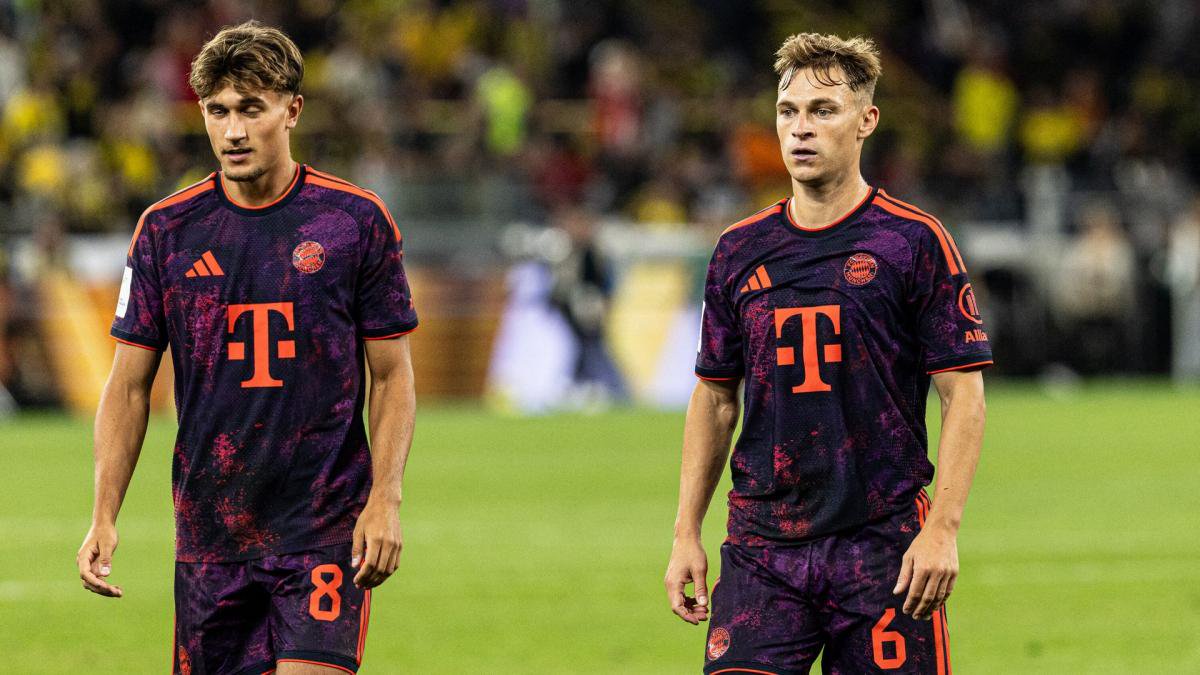 Tom Bischof und Joshua Kimmich nach dem Supercup-Finale