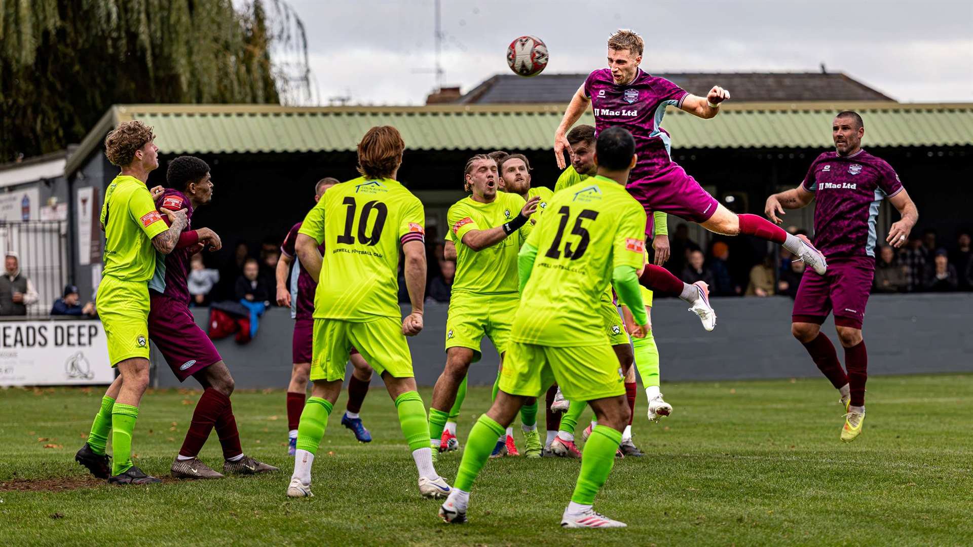 Robbie Ellis rises to meet a header. Photo: Mat Robinson