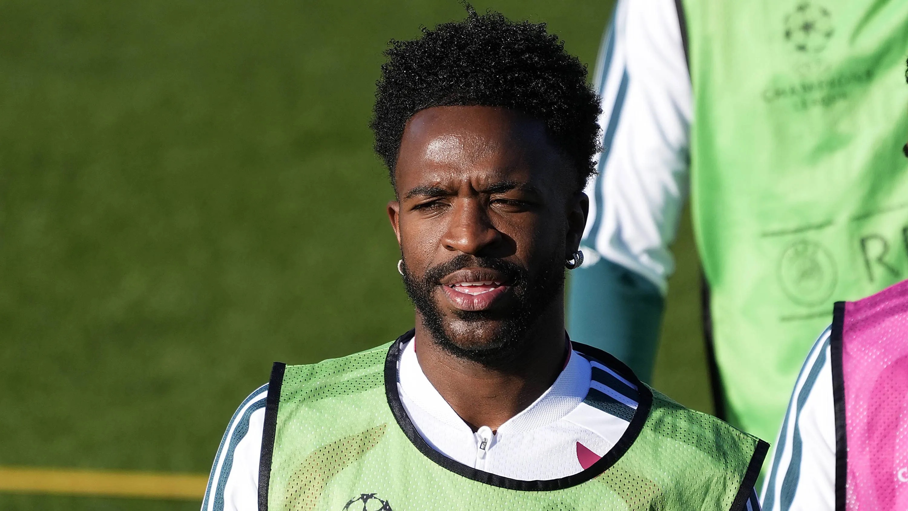 ‘Status não o torna intocável’: O recado de Mourinho para Vinícius Junior no Real Madrid