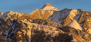 3 skiers missing in Utah avalanche, search underway: Police