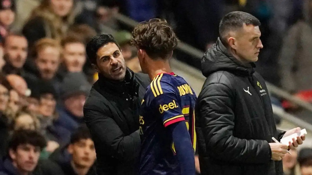 Arsenal boss Mikel Arteta speaks angrily to Max Dowman