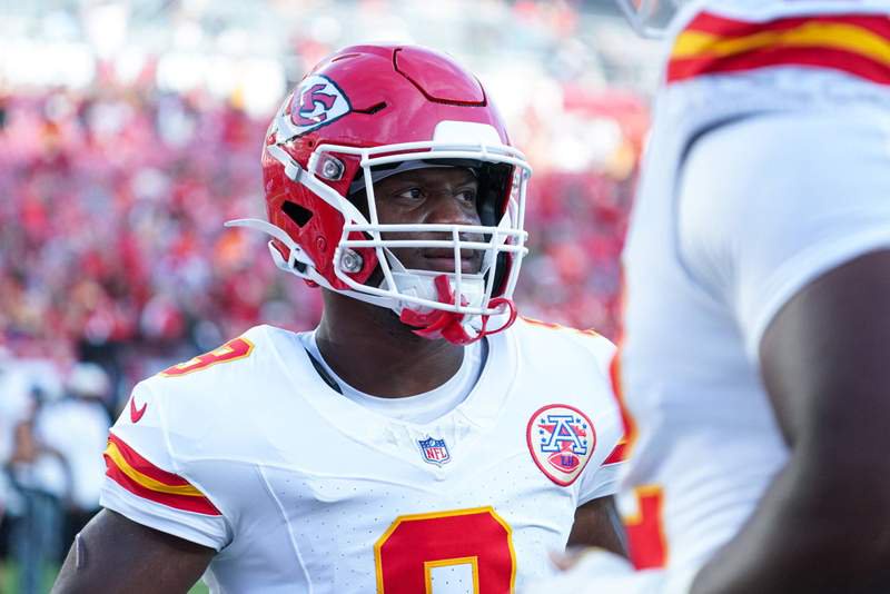 Kansas City Chiefs at Tampa Bay Buccaneers, Tampa Bay, Florida, USA Tampa Bay, Florida, USA, August 22, 2026, Kansas City Chiefs player Kenneth Walker 9 warming up at Raymond James Stadium. Copyright: xMartyxJean-Louisx