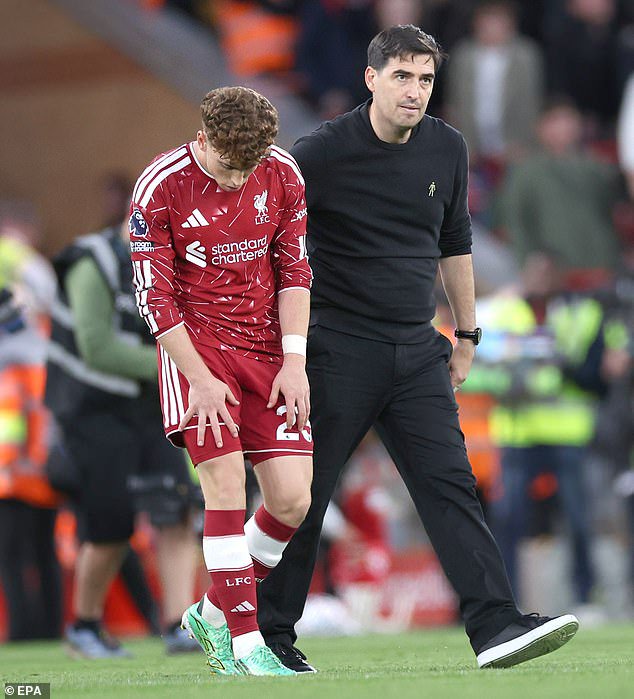 Reds boss Andoni Iraola pushed for the signing of Munoz, and the winger is a perfect fit for his high-intensity style of play