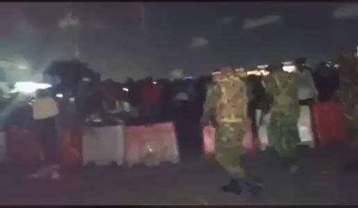 Nigerian soldiers shoting at peaceful protesters at the Lekki toll gate