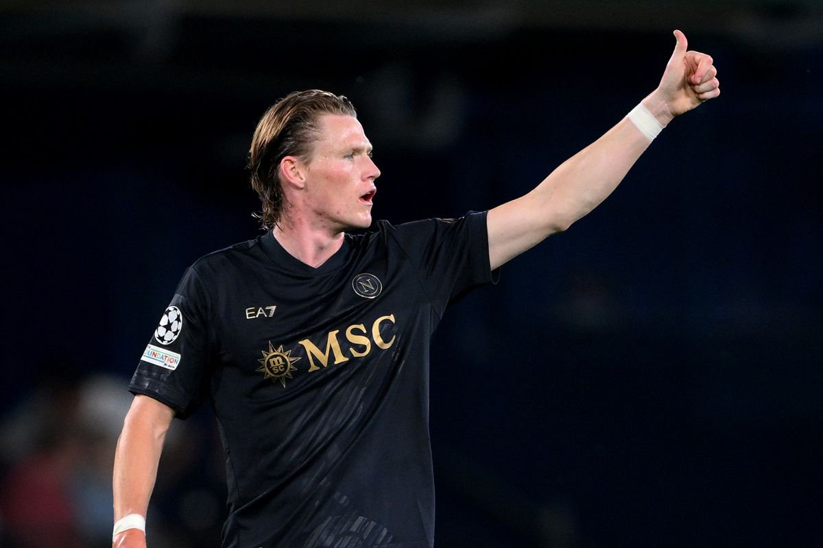 Scott McTominay celebrates as teammate Amir Rrahmani (not pictured) scores his team’s first goal during the UEFA Champions League 2026/27 League Phase MD2 match between Villarreal CF and SSC Napoli. 